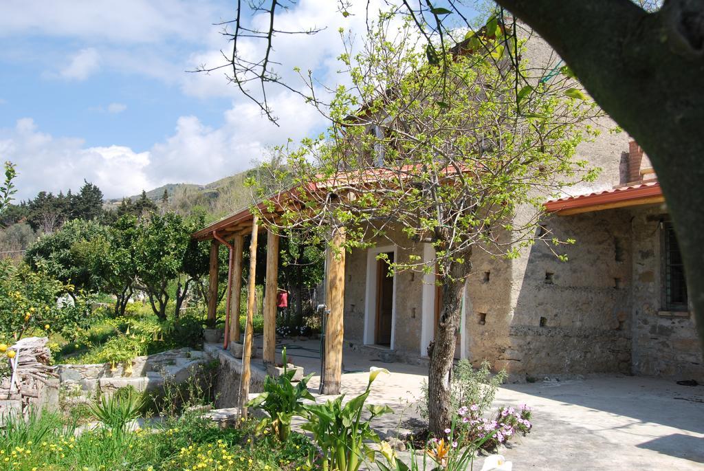 Al Melograno B&B Belmonte Calabro Buitenkant foto